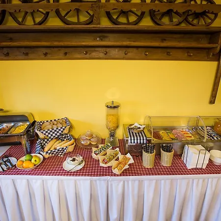Lhotka Guest house 3*